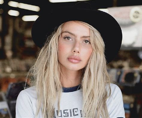 sahara ray age|Sahara Ray Bio, Idade, Altura, Família, Natação, Justin Net。